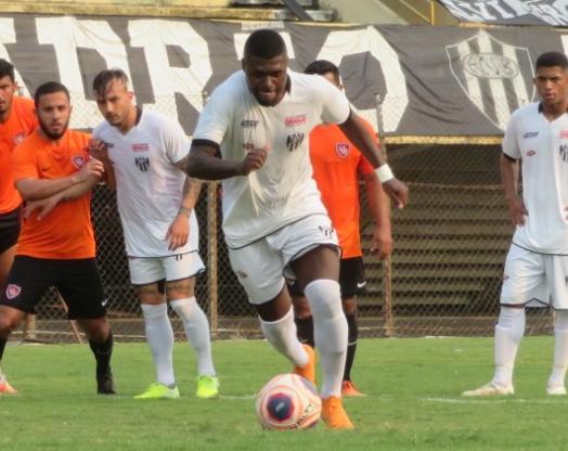 Iago. (Foto: Brendow Felipe/EC São Bernardo)