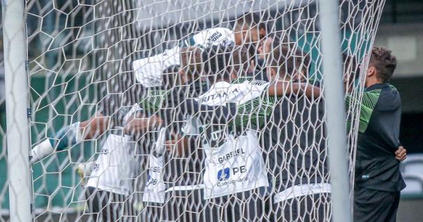 Muita festa no gol do Coxa. Foto: reprodução Facebook