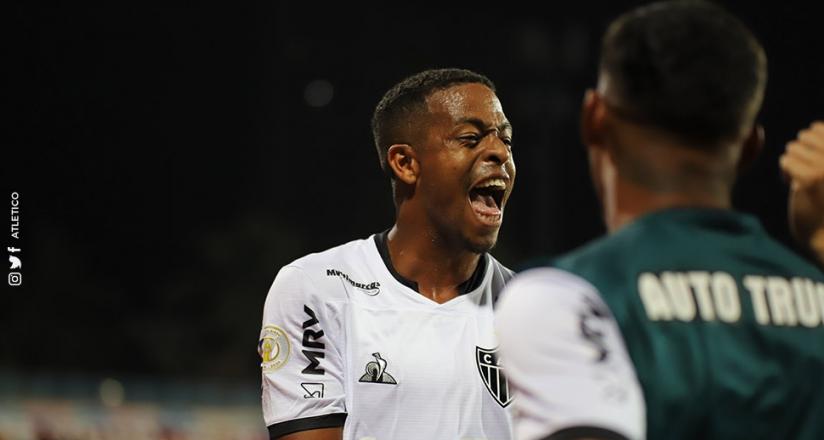 SELEÇÃO FI do Brasileirão conta com jovem técnico e atacante do novo líder