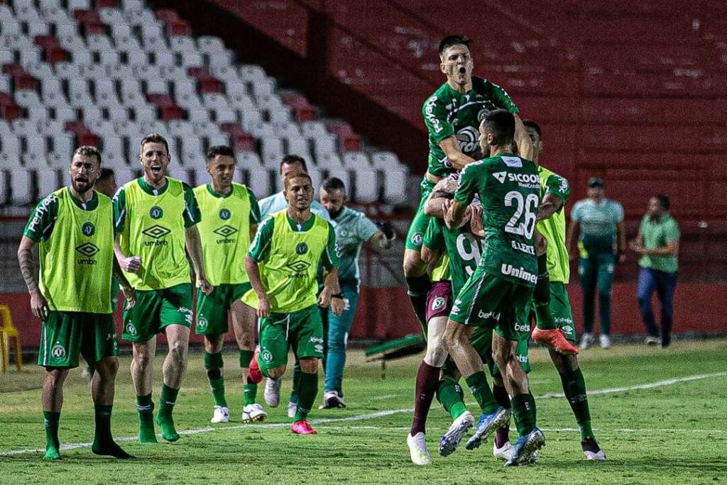 Chapecoense folgou após o empate com o Náutico (Foto: Charles Johnson)