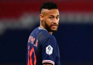 Francês: Neymar pode desfalcar o PSG por até dez jogos por ofensas homofóbicas