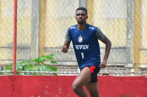 Série D: Trio de atletas quebra protocolo e são dispensados do Campinense-PB