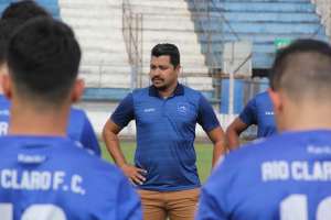 Após três anos no Rio Claro, jovem treinador analisa proposta