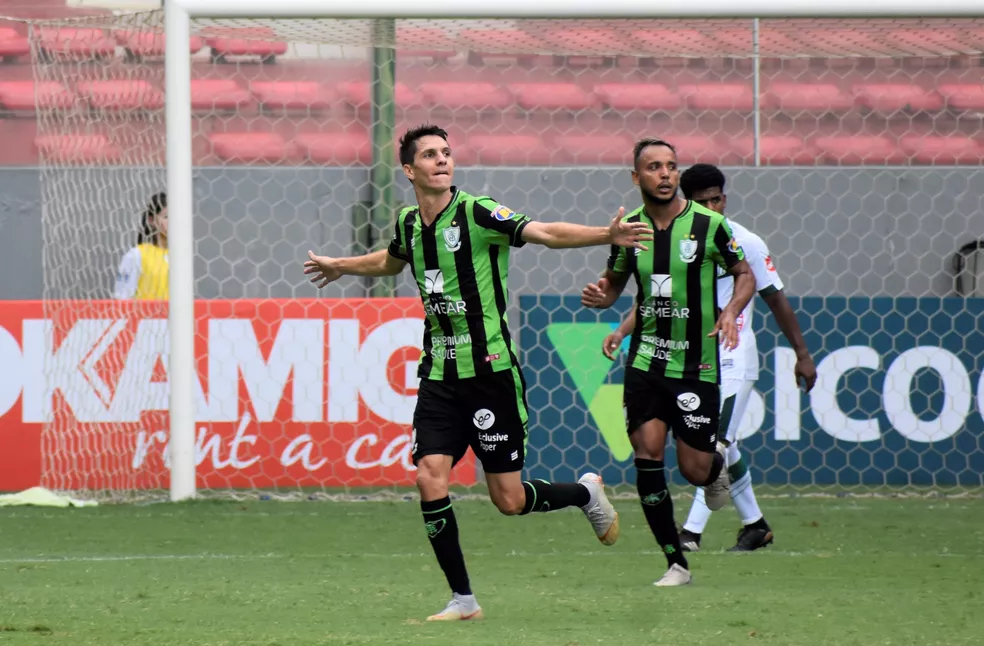 Técnico do América-MG revela interesse de líder do Brasileirão por algoz da Ponte