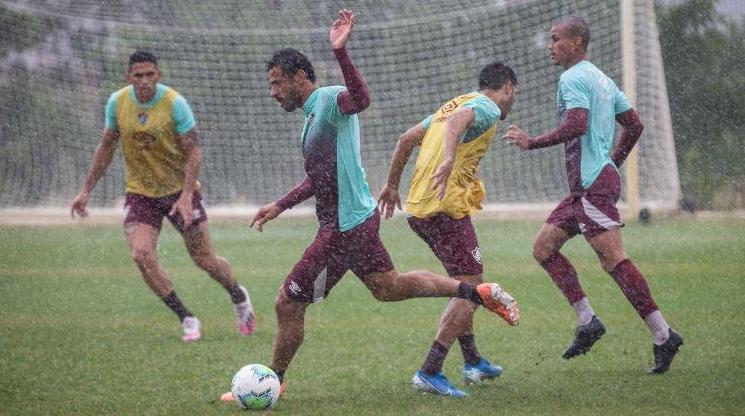 Atacante de 36 anos poderá ser a novidade do Fluminense em decisão na Copa do Brasil