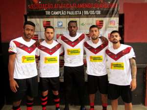 Segundona: Flamengo começa a montar elenco e apresenta seis jogadores