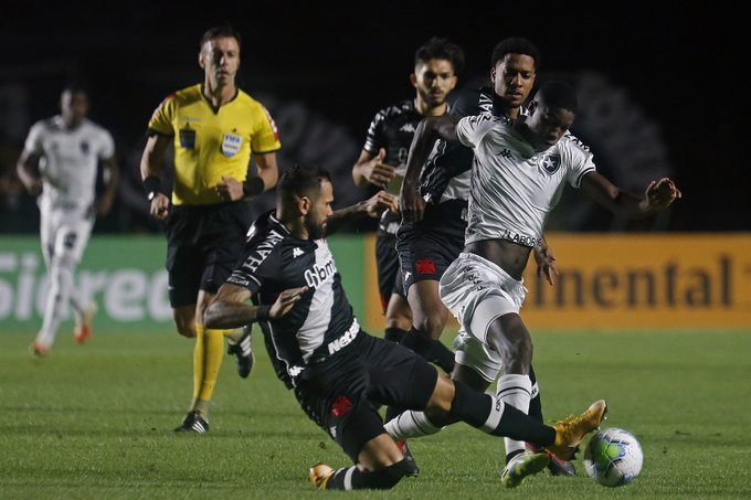 COPA DO BRASIL: Botafogo leva clássico, Ceará goleia e avança de fase