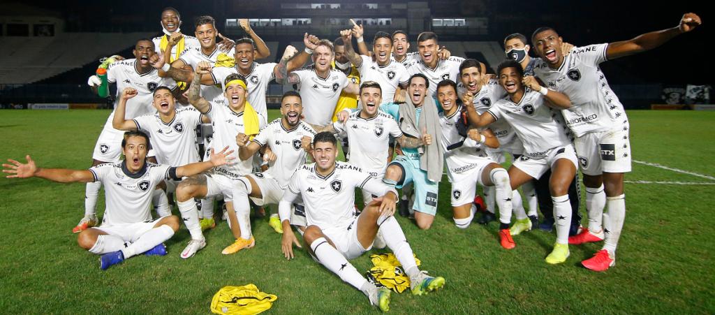 Empate deu vaga ao Botafogo em São Januário. Foto: Vitor Silva - BFR