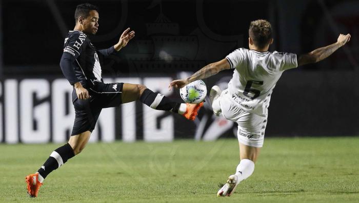 Vasco não superou marcação rival. Foto: Rafael Ribeiro