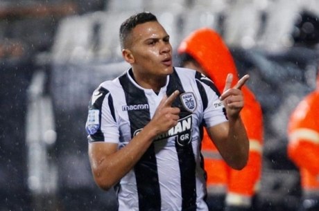 Cria do Corinthians, Léo Jabá interessa a clube do Brasileirão