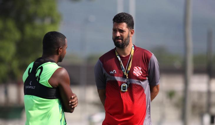 Série D: Técnico valoriza entrega do Bangu em empate contra o Mirassol