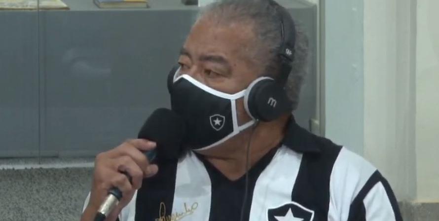 Após comentário machista, Jairzinho pede desculpa a bandeirinha