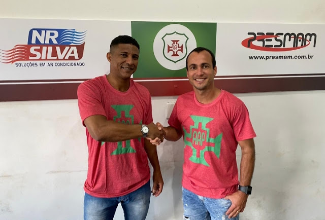 Copa Paulista: Portuguesa Santista anuncia ex-jogador como novo técnico