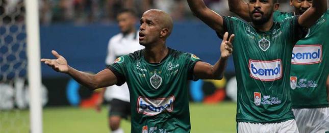 ‘Luto pela valorização profissional’, destaca atacante após deixar clube da Série C