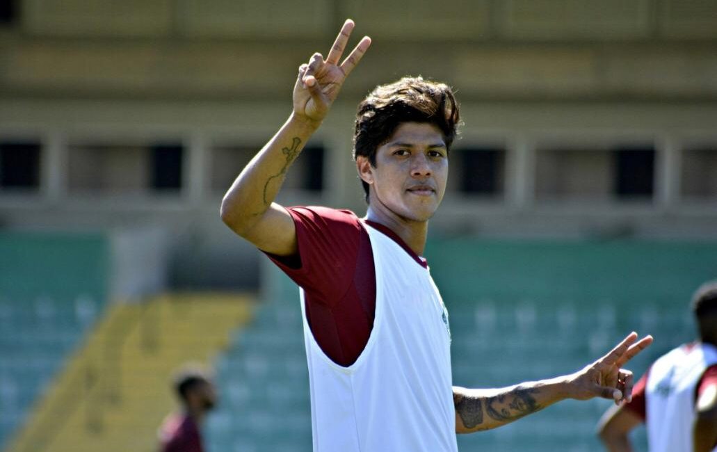 Volante do Sport sofre desconforto respíratório e passará por exames