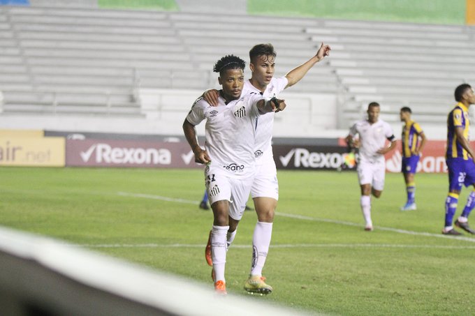 Delfin-EQU 1 x 2 Santos – Peixe passa sufoco com um a mais, mas garante bom resultado