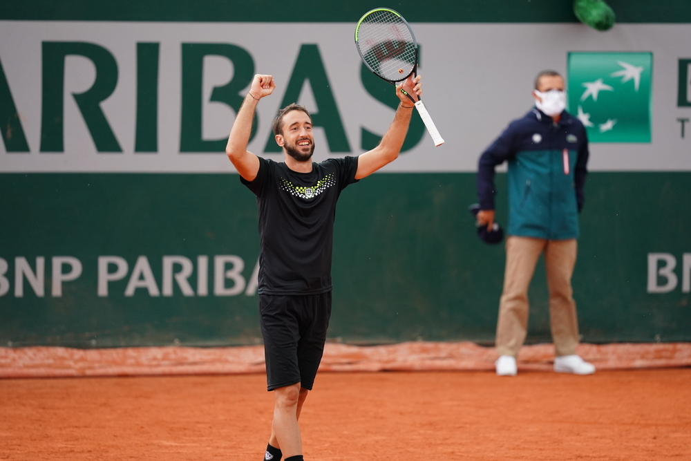 Tênis: Organização de Roland Garros acata governo e reduz público para mil torcedores