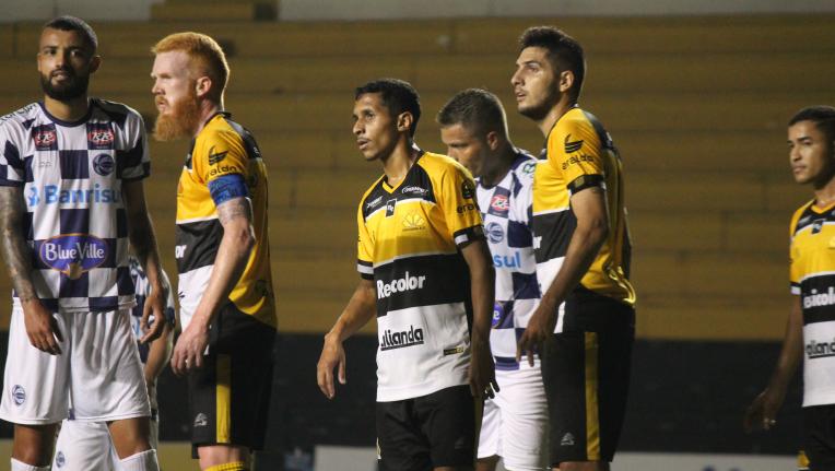 Criciúma 2 x 0 São José – Tigre vence, entra no G-4 e quebra sequência negativa