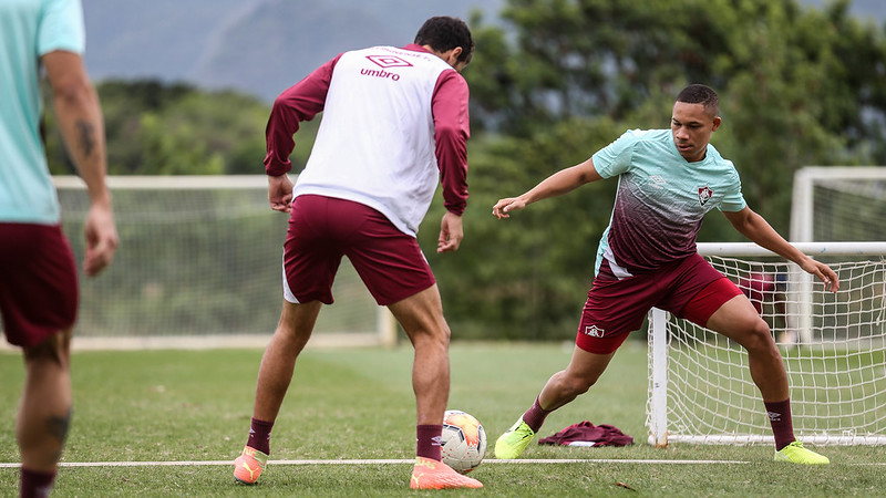 Fluminense é mais um time com surto de Covid e relata ao menos 9 casos