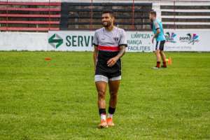 Destaque de time da Série C, meia é oficializado por equipe do Brasileirão