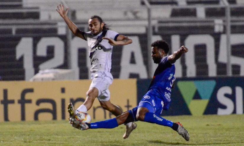 Ponte Preta derrota o Confiança