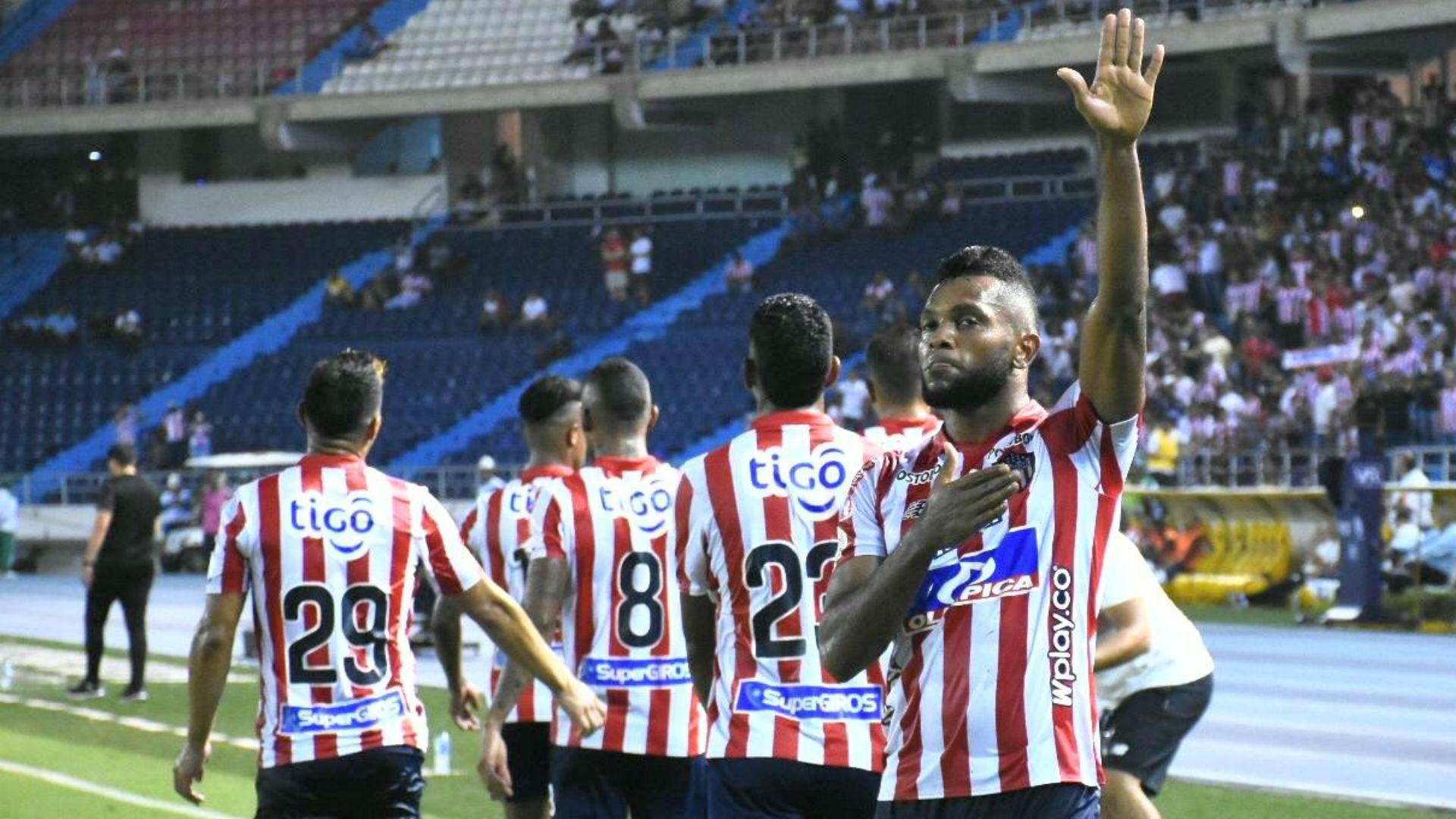 Vinculado ao Palmeiras, Borja se recupera na Colômbia e entra no mira de time turco