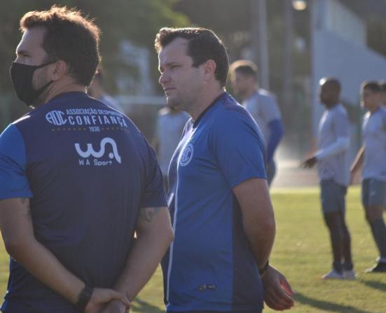 Série B: Ainda com jogadores com Covid-19, Confiança terá mudança na zaga