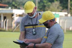 Tombense-MG x Criciúma-SC - Em duelo atrasado, Gavião e Tigre tentam embalar