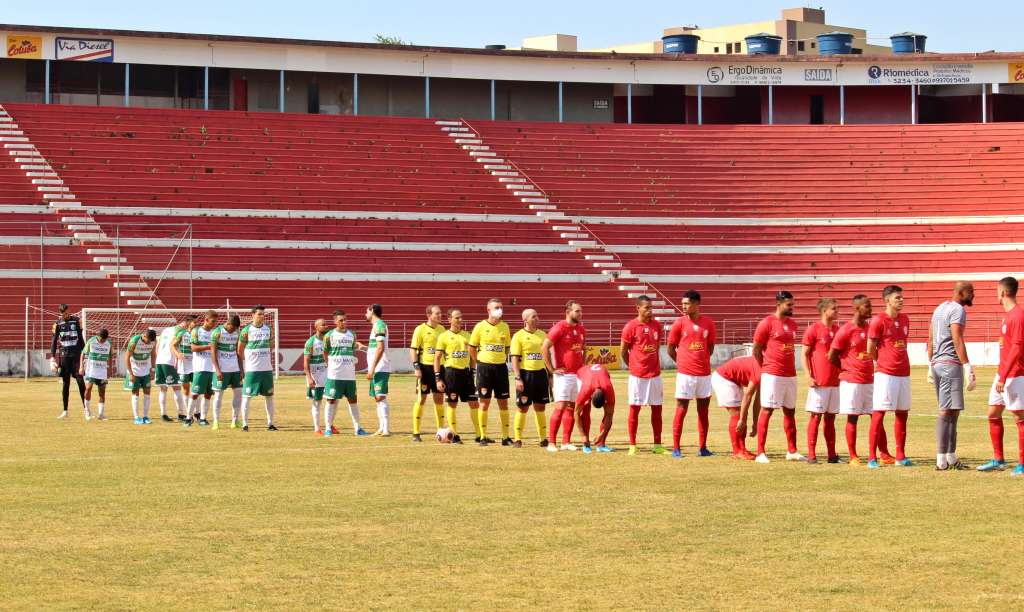 Nas vésperas do início da Segundona, FPF interdita Estádio do América-SP (Foto: Muller Merlotto Silva)