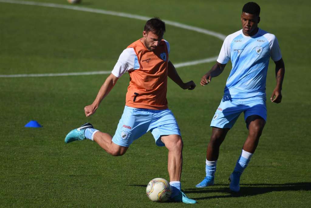 Londrina se prepara para encarar o Brusque-SC em jogo atrasado
