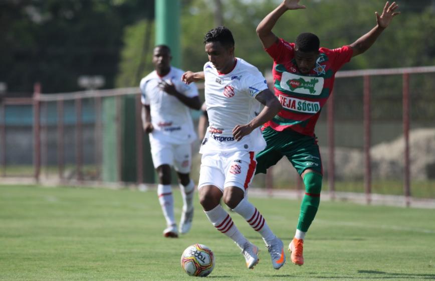 Bangu superou o calor e a Lusa. (Foto: Raphael Santos / Bangu)