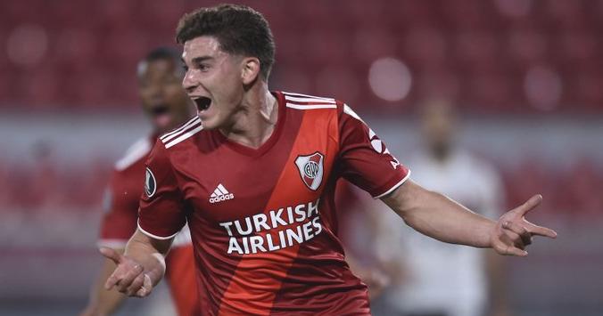 River Plate derrota o São Paulo