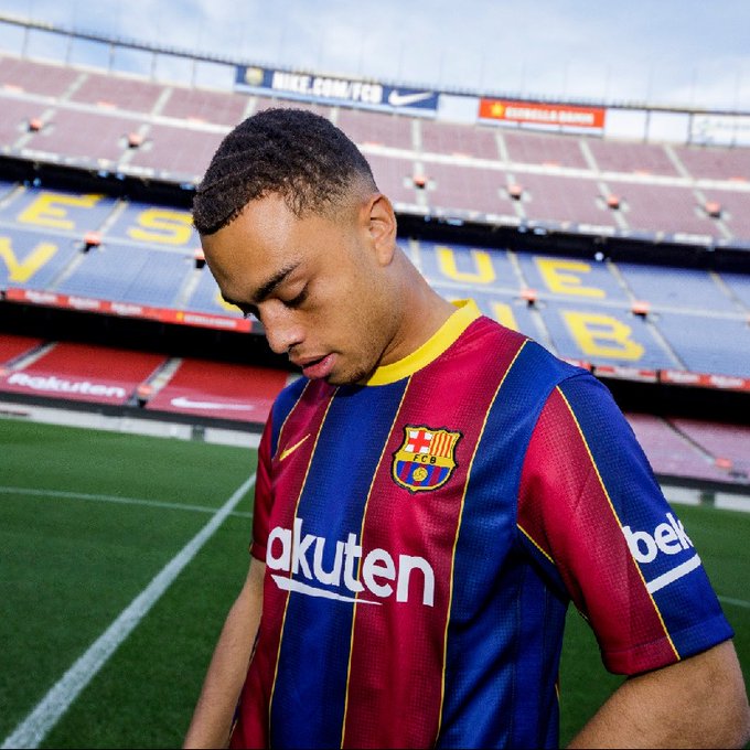 Espanhol: Barcelona anuncia lateral-direito do Ajax por quase R$ 140 milhões