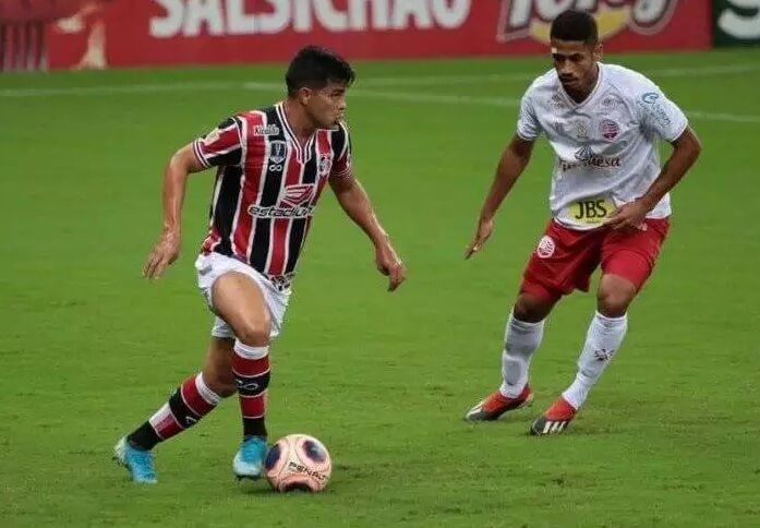 Série C: Atacante recebe proposta e rescinde com o Santa Cruz