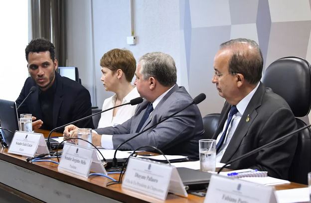 Justiça dos EUA homologa indenização de quase R$ 5 BILHÕES em Tragédia da Chapecoense