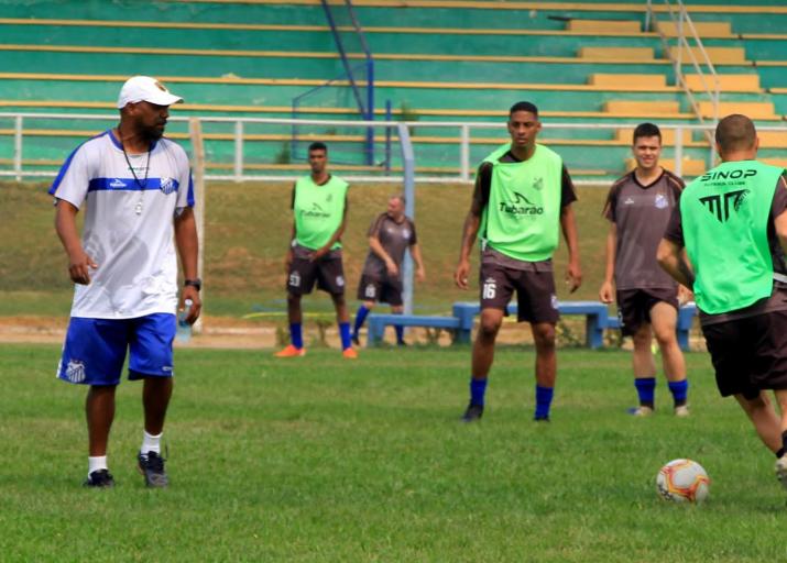 Time da Série D demite técnico após duas derrotas em casa