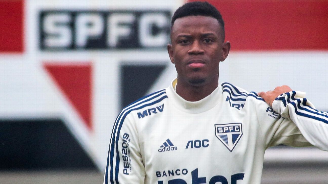 Sem espaço no São Paulo, atacante ex-Flu deve ser emprestado para time da Série B