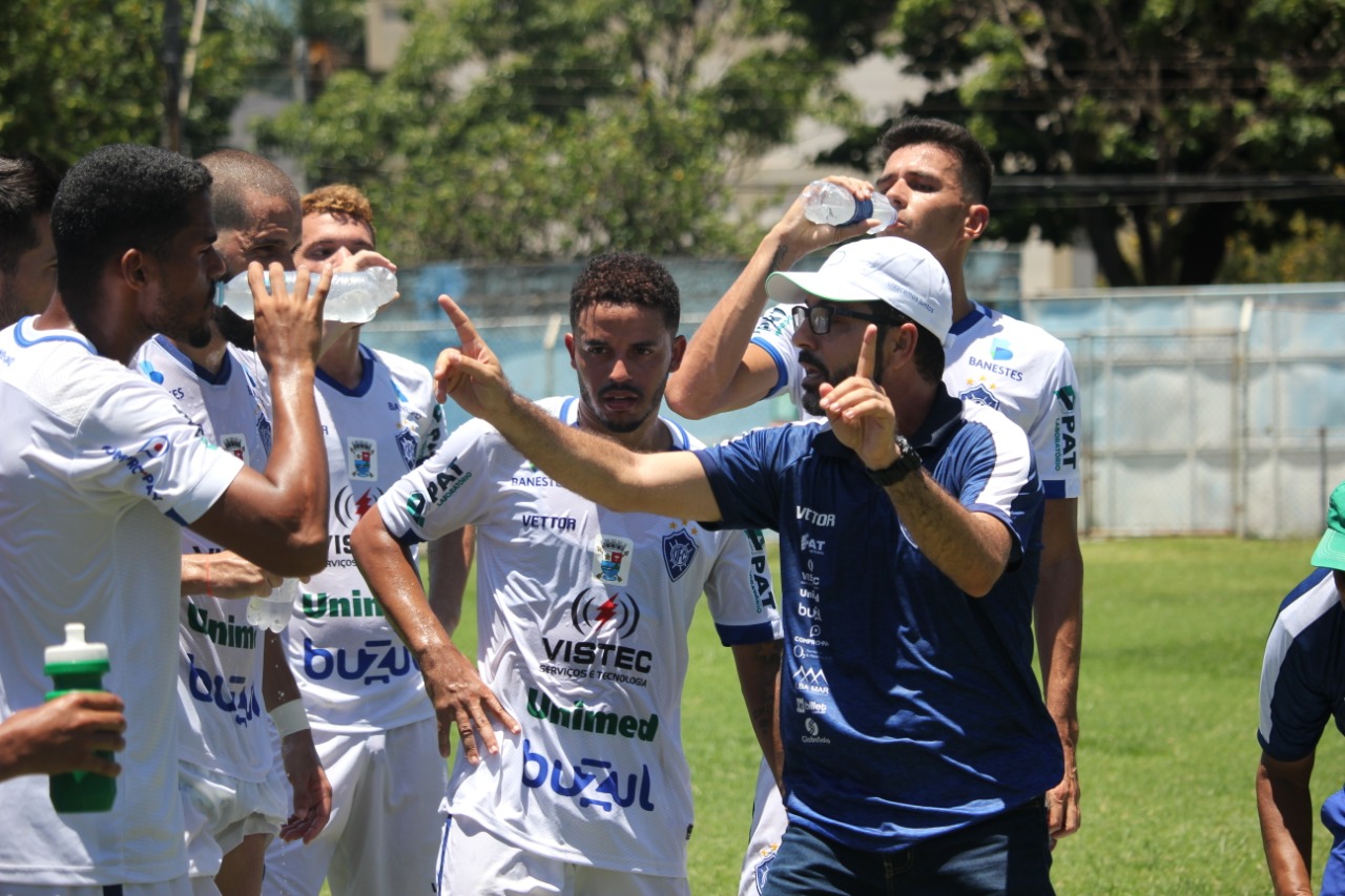 Sem pontuar na Série D, time capixaba demite treinador