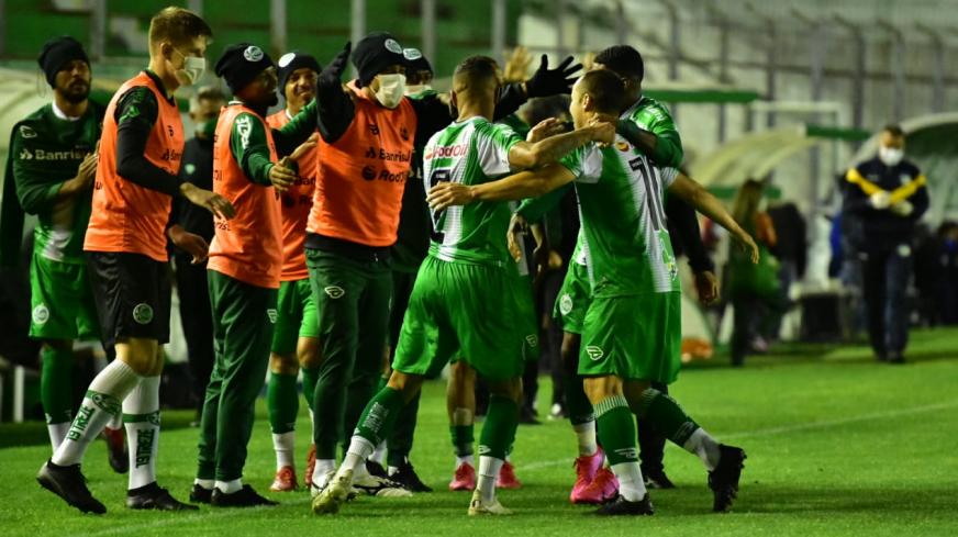 Festa do G4 na Série B. (Foto: Arthur Dallegrave / Juventude)