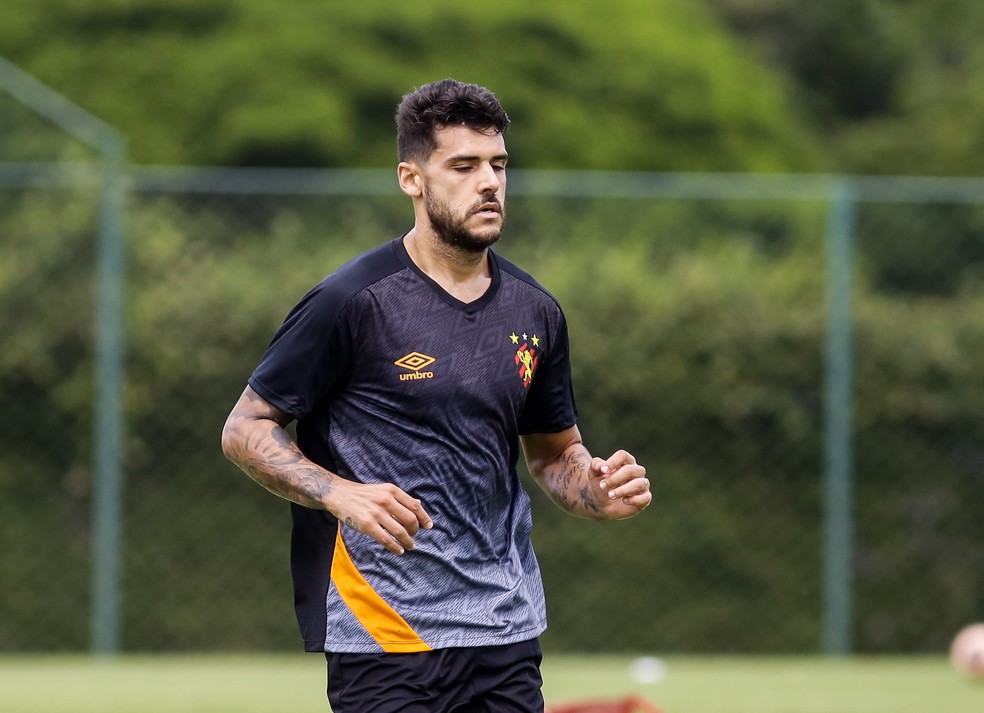 Atacante acerta rescisão com o Sport e deve reforçar o Avaí