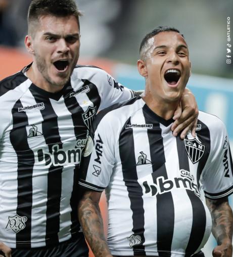 Arana comemora primeiro gol do Galo