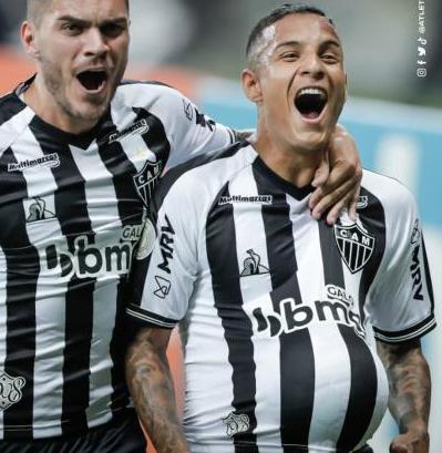 Arana festejou muito gol do Galo