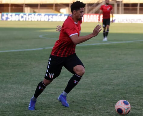 Naldo ajudou o Botafogo a vencer mais uma na Série B