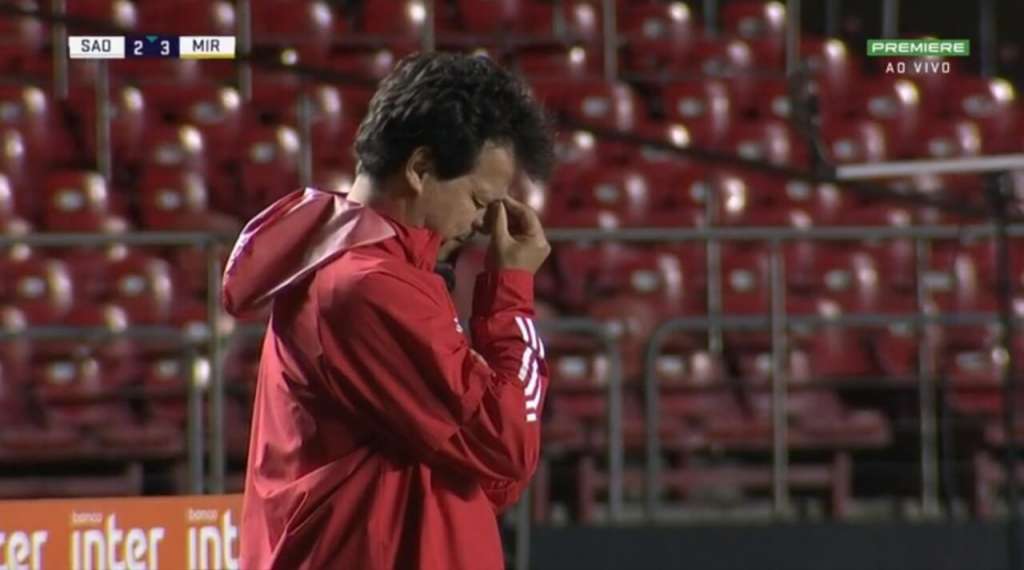 Mesmo após levar gol nos últimos dez jogos, Diniz elogia defesa do São Paulo