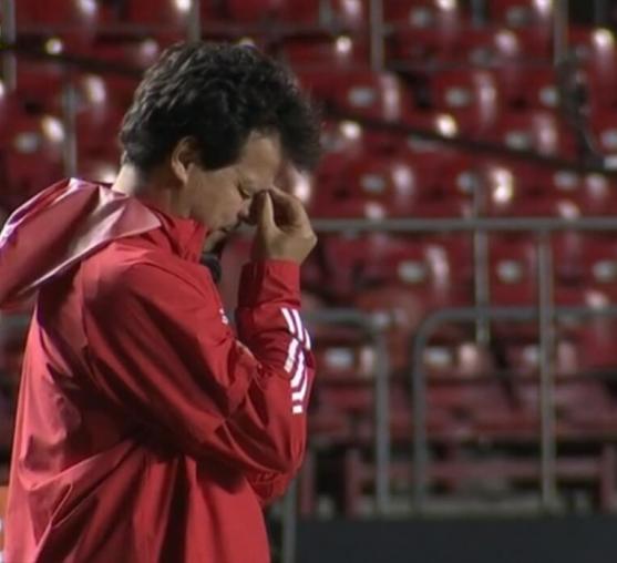 Fernando Diniz elogiou a defesa do São Paulo após tropeço