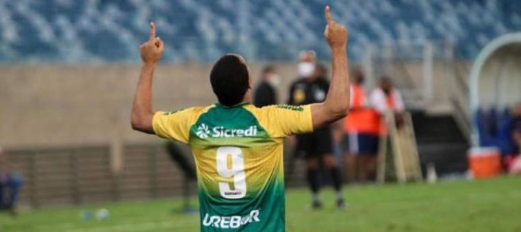 SÉRIE B: Líder disparado e dérbi 197 agitarão a 14ª rodada nesta terça-feira