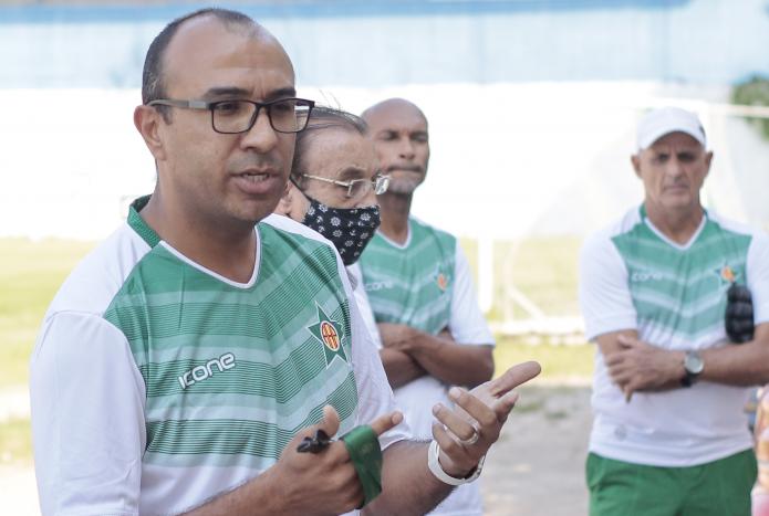 Portuguesa-RJ anuncia técnico campeão da Série D com o Volta Redonda
