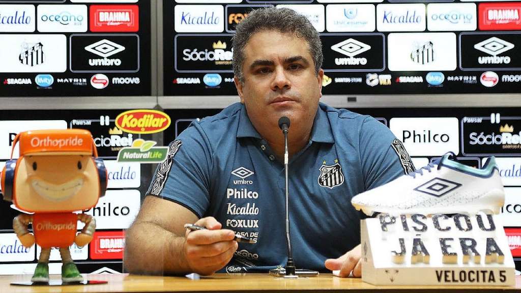 Rollo anuncia demissões e indica nomes para o Comitê de Transição no Santos