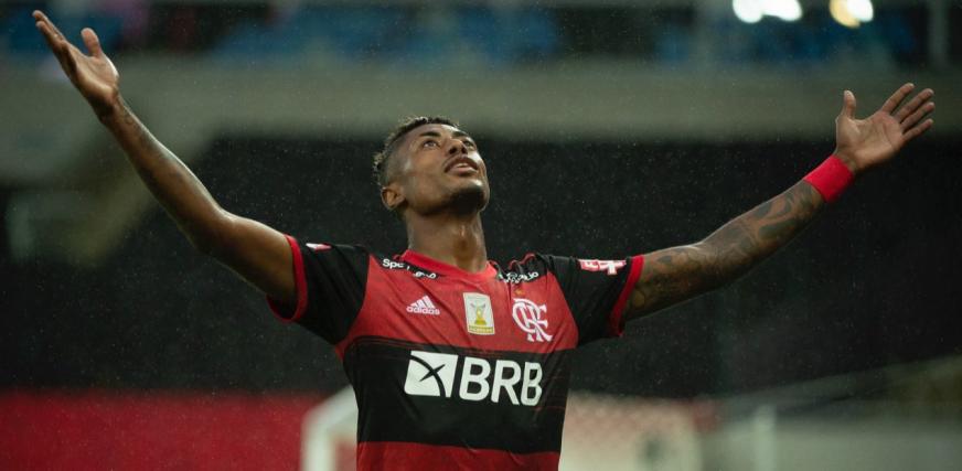 Flamengo é multado em dólares, mas ganha desconto da Conmebol