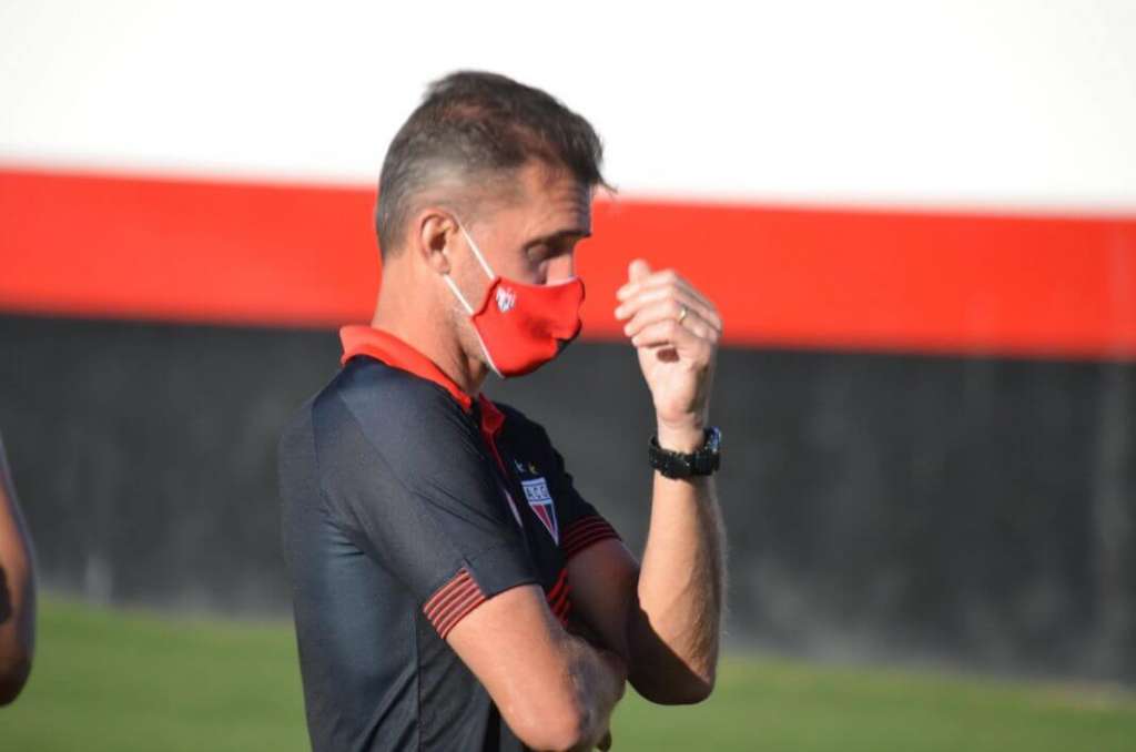 Vagner Mancini vai reencontrar o São Paulo nesta quarta-feira